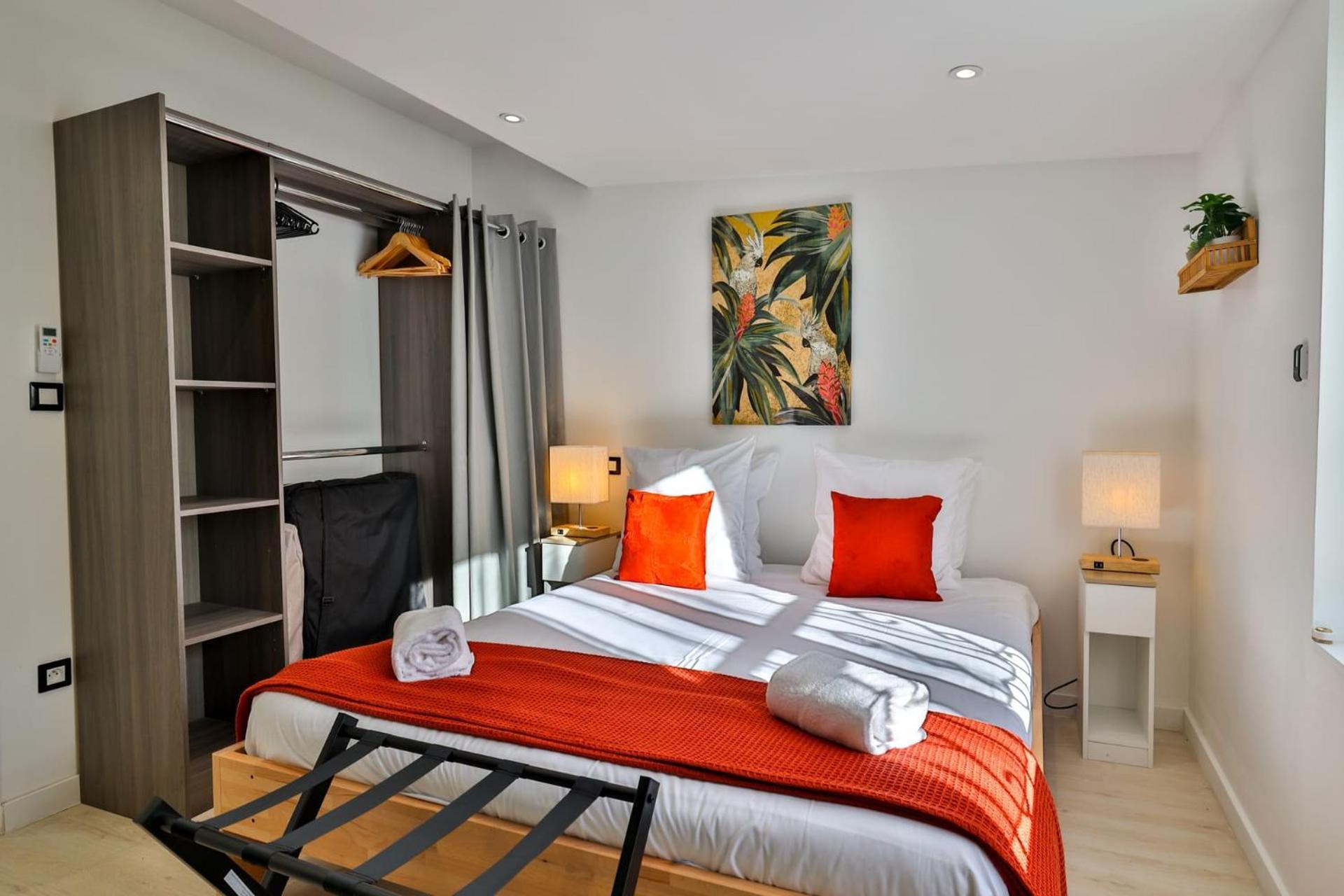 Le Lucien Eco-Appart'Hotel - Angouleme - Centre - Wifi - Parking Prive - Classe 4 Etoiles 외부 사진