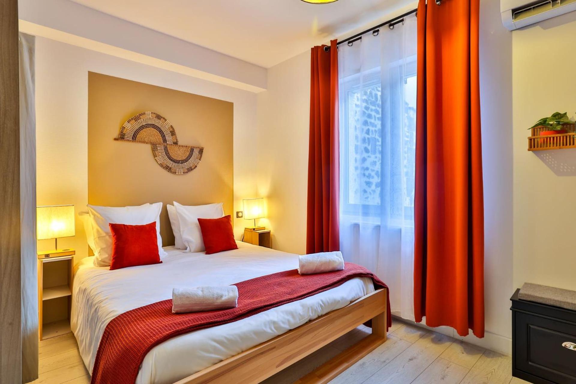 Le Lucien Eco-Appart'Hotel - Angouleme - Centre - Wifi - Parking Prive - Classe 4 Etoiles 외부 사진